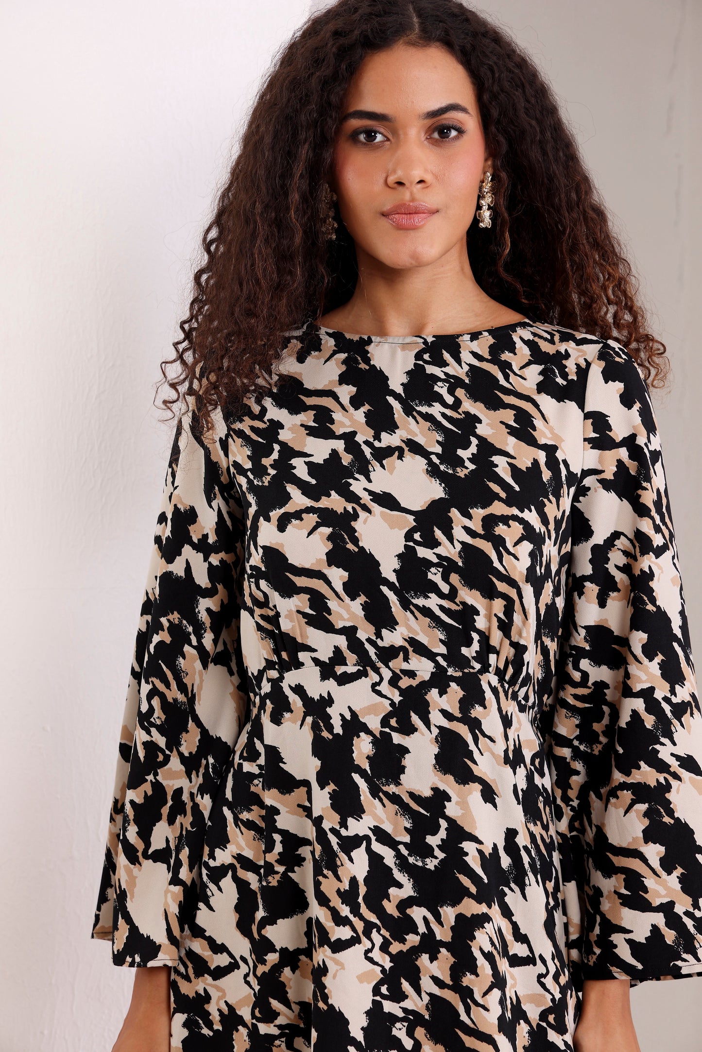 Urban Chic Bell-Sleeve Shift Dress